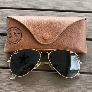 Gold Rayban Aviators
